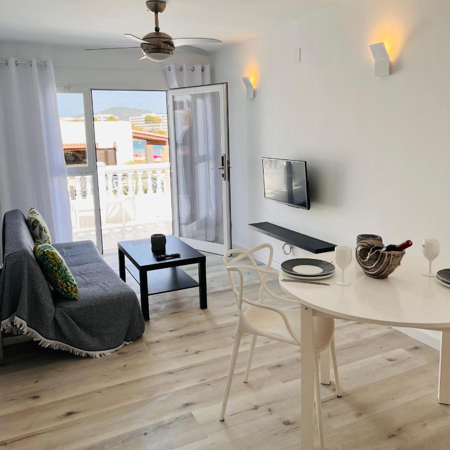 Jacaranda Apartments & Studios Es Cana Екстериор снимка