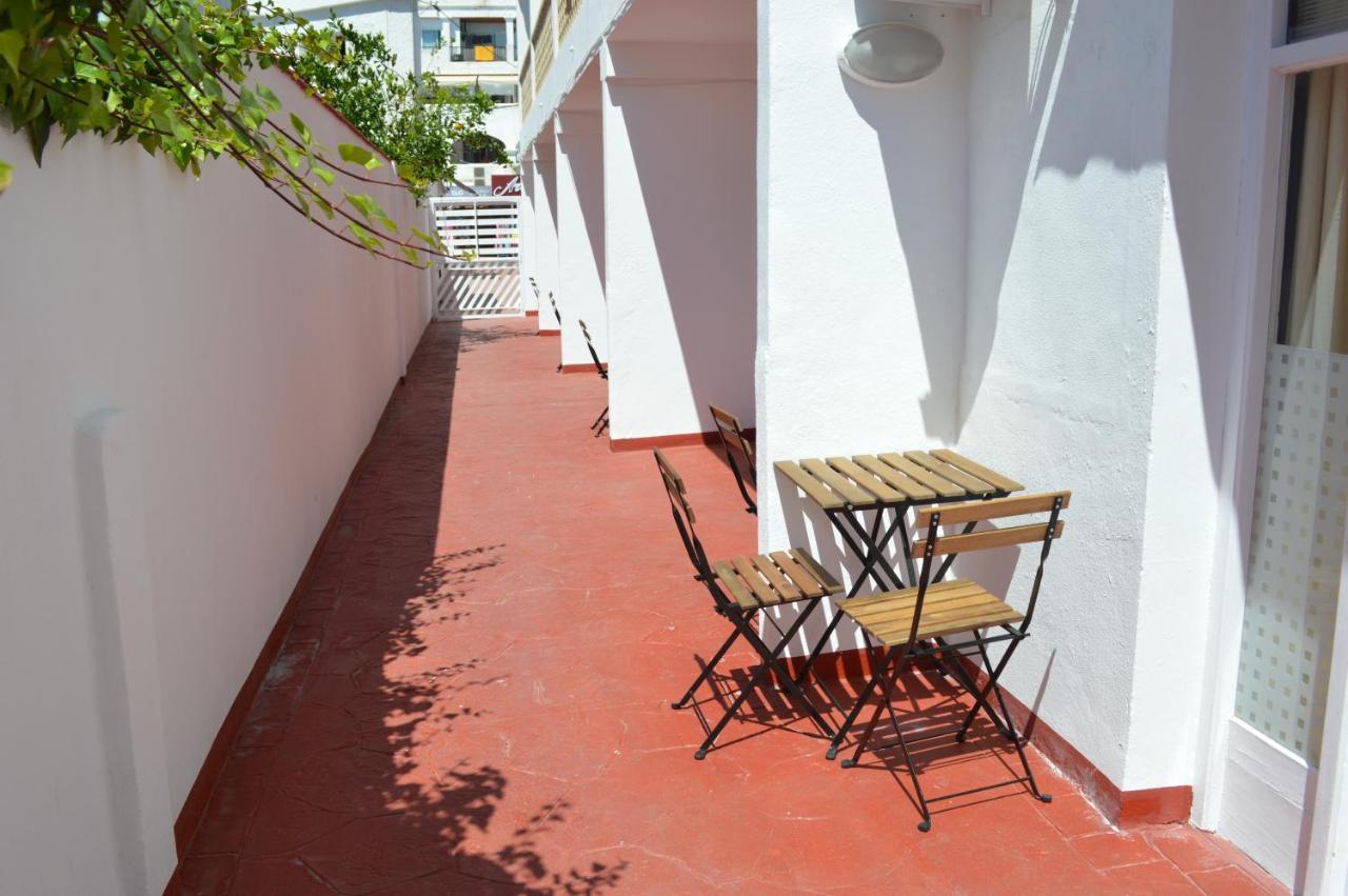 Jacaranda Apartments & Studios Es Cana Екстериор снимка