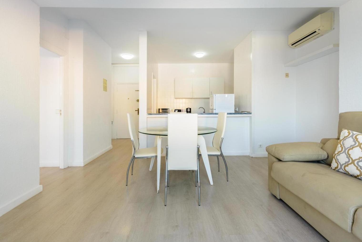 Jacaranda Apartments & Studios Es Cana Стая снимка