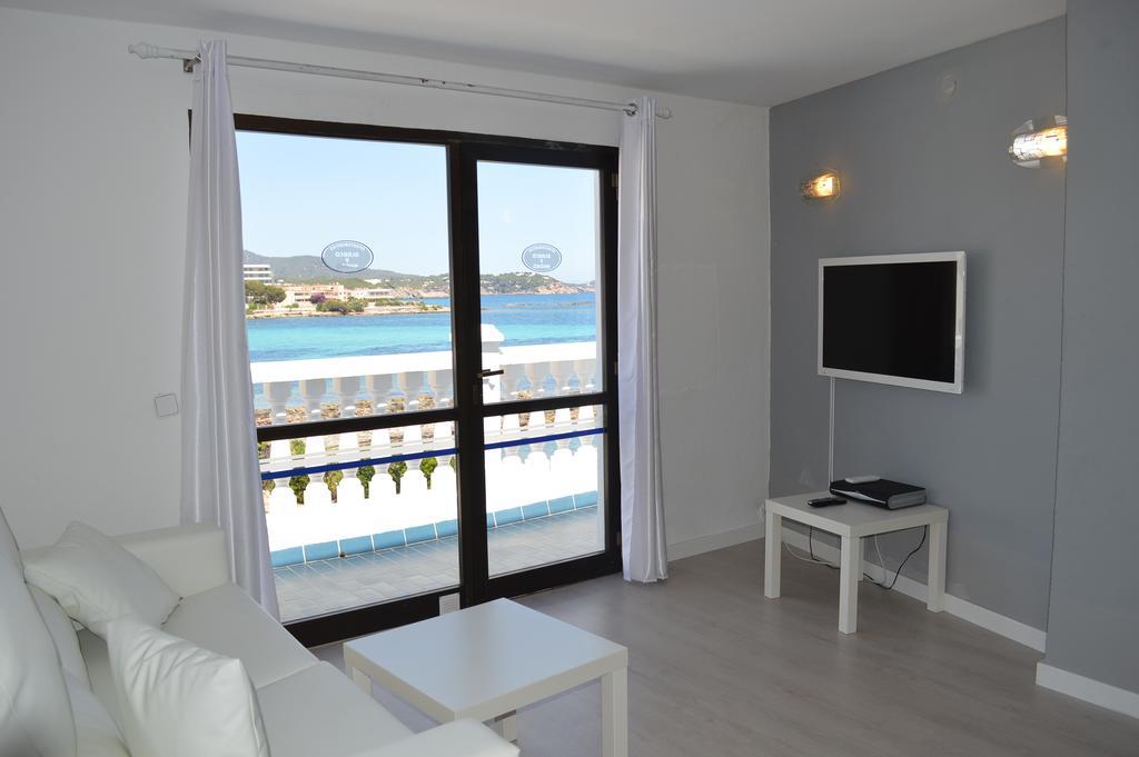 Jacaranda Apartments & Studios Es Cana Екстериор снимка