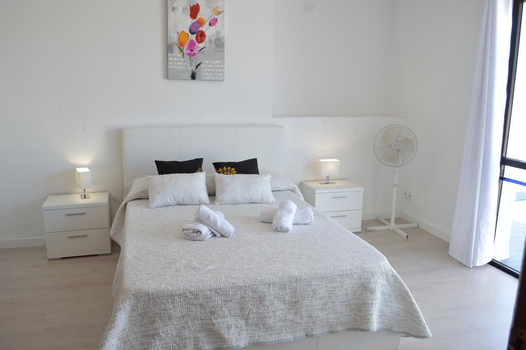 Jacaranda Apartments & Studios Es Cana Екстериор снимка
