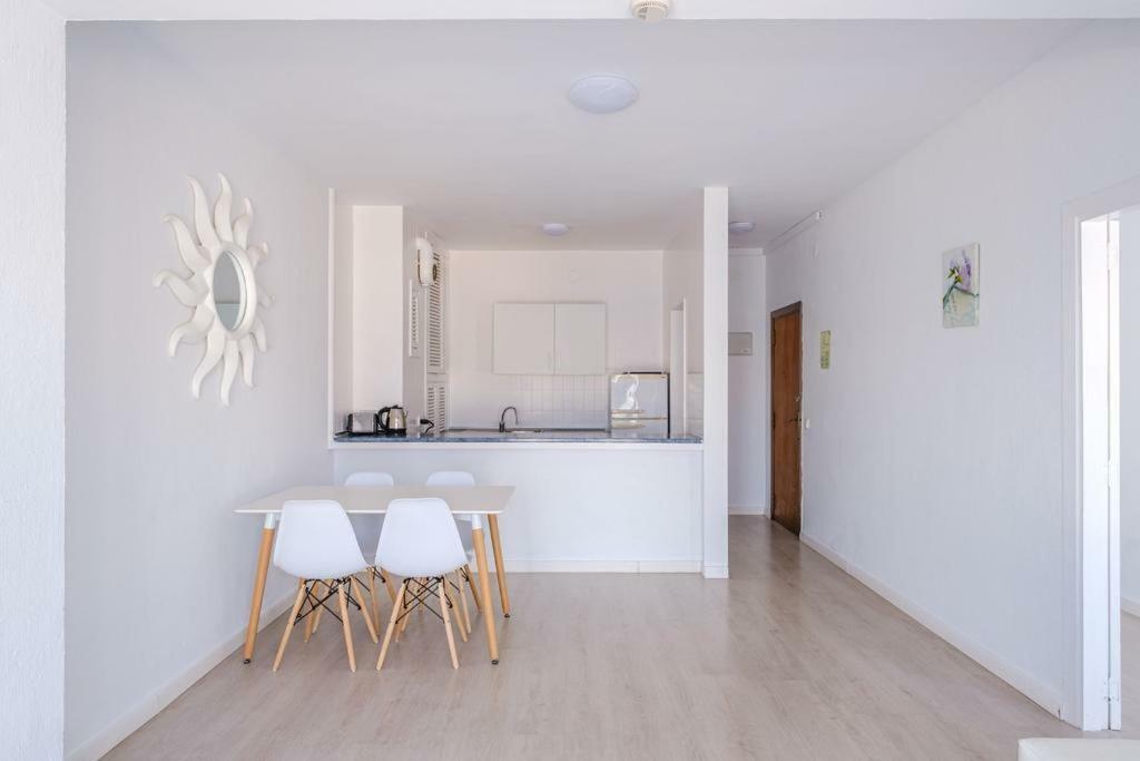 Jacaranda Apartments & Studios Es Cana Екстериор снимка