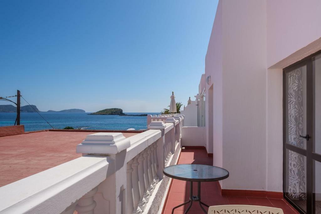 Jacaranda Apartments & Studios Es Cana Екстериор снимка